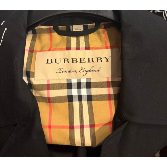 Burberry Black Trench Coat With Graphic Embroidery & Signature Check Lining - Picture 3 of 13
